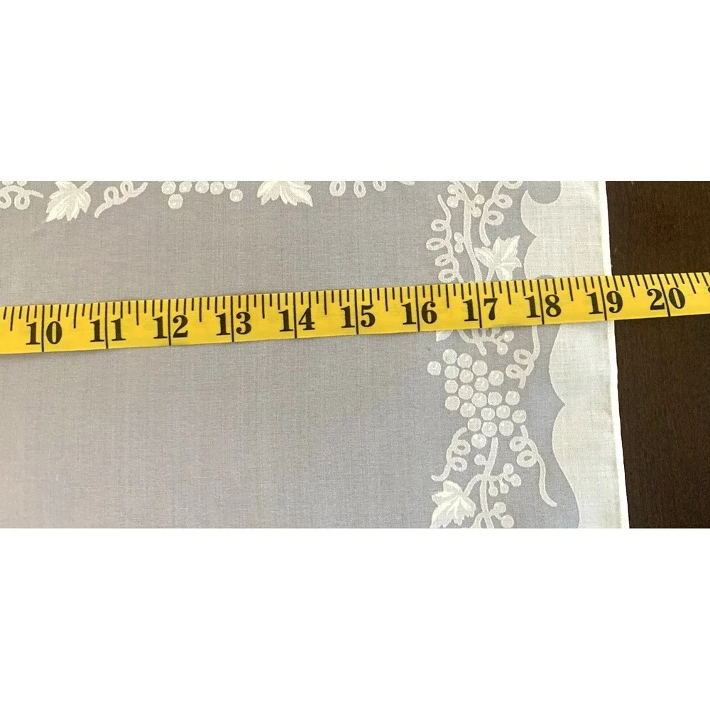 Unbranded Grape Vine‎ Placemats Set of 3 Grey White Scalloped Edge Home Decor